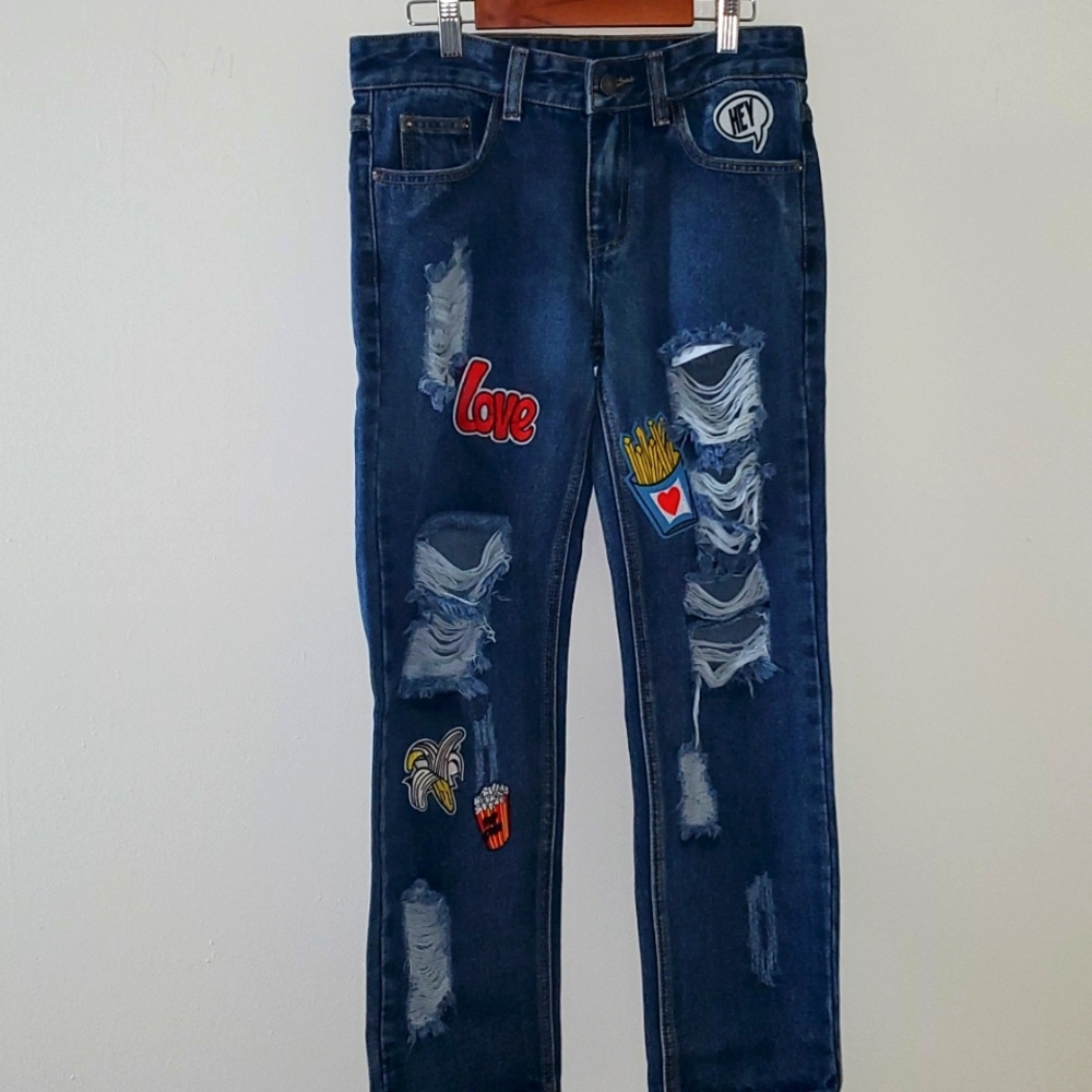 Sadie & Sage Patch Destroyed Boyfriend Jeans Size Small